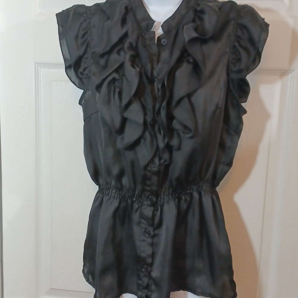 Isabella Rodriguez top